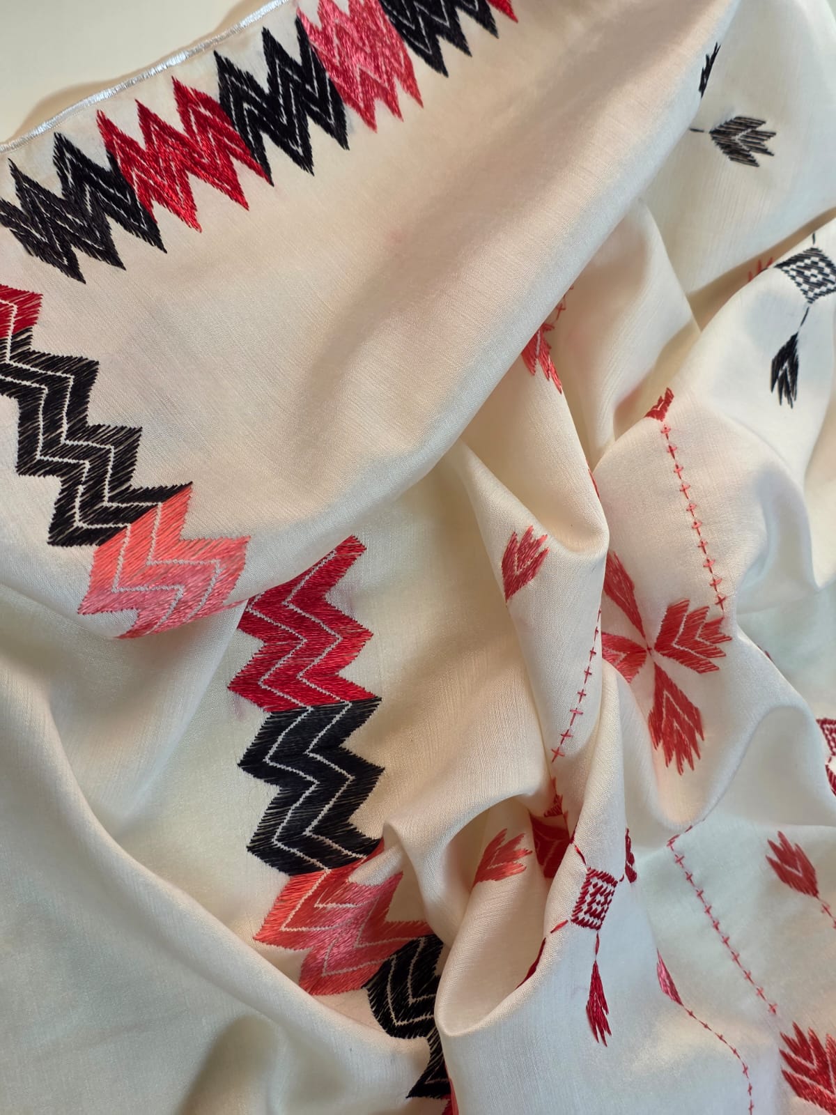 Silk Chaadar - 8043