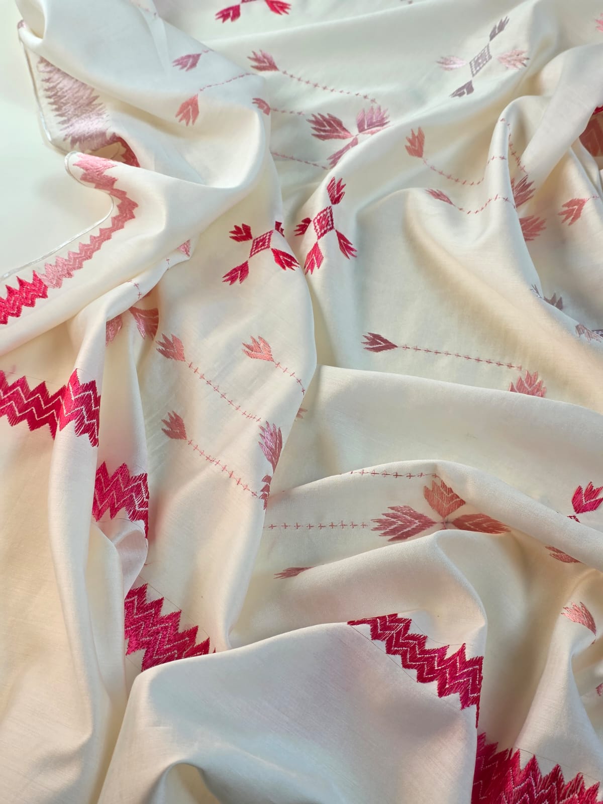 Silk Chaadar - 8044